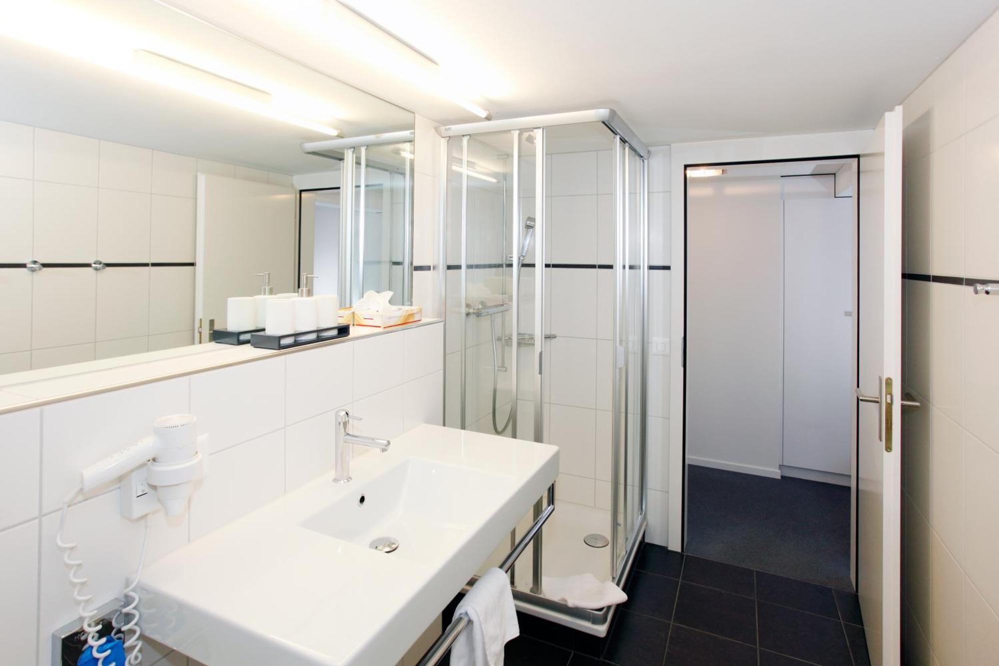 Hotel Krone Attinghausen Ngoại thất bức ảnh