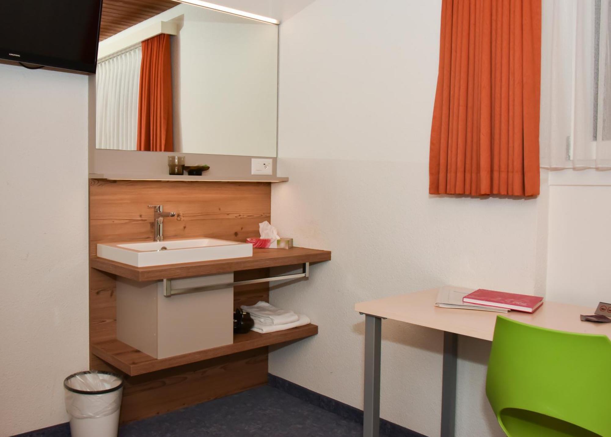 Hotel Krone Attinghausen Phòng bức ảnh